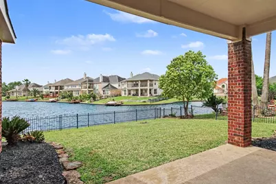 3815 Golden Shores Drive, Missouri City, TX 77459 - Photo 25