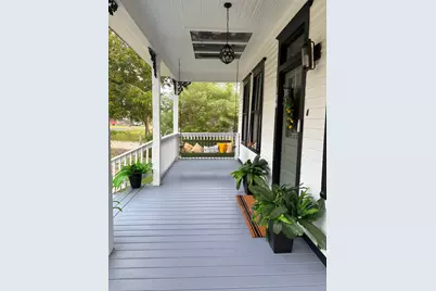 106 N Scott Street, Fayetteville, TX 78940 - Photo 3