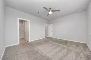12527 Colchester Creek Ct, Houston, TX 77047 - Photo 17