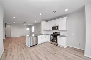 12527 Colchester Creek Ct, Houston, TX 77047 - Photo 13