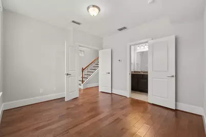 702 N Shepherd Drive, Houston, TX 77007 - Photo 17