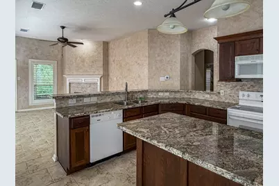 8523 Metrodale Drive, Houston, TX 77040 - Photo 3