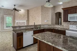 8523 Metrodale Dr, Houston, TX 77040 - Photo 3