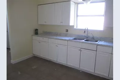 500 Harold Lane, Baytown, TX 77521 - Photo 31