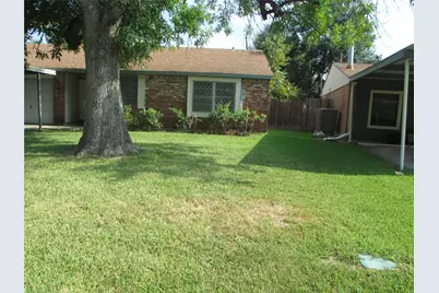 500 Harold Lane, Baytown, TX 77521 - Photo 17
