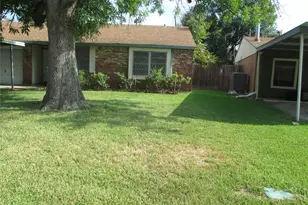 500 Harold Ln, Baytown, TX 77521 - Photo 17