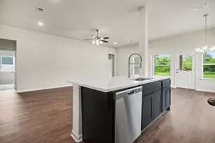 12 Cattle Dr, Bay City, TX 77414 - Photo 11