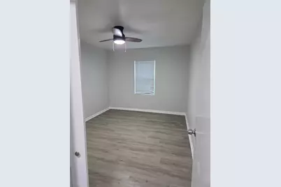 619 13th Street #2, Galveston, TX 77550 - Photo 5