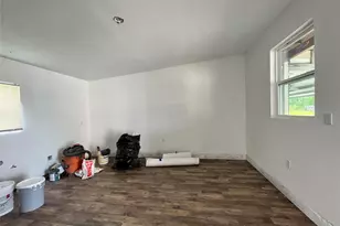5104 39th St, Dickinson, TX 77539 - Photo 3