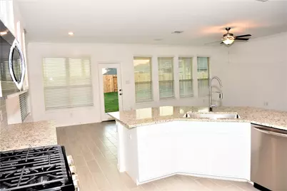 7510 Monarch Forest Lane, Rosenberg, TX 77469 - Photo 13