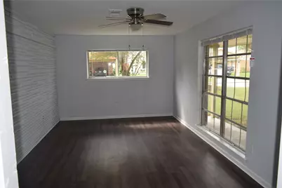 9902 Tolman Street N, Houston, TX 77034 - Photo 3