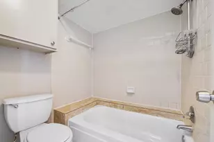 6633 W Airport Blvd, Houston, TX 77035 - Photo 17