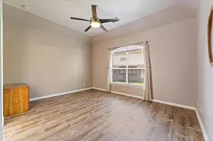 21861 Maidens Crossing Dr, Kingwood, TX 77339 - Photo 19