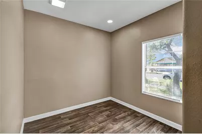 722 W Broad Street, Freeport, TX 77541 - Photo 19