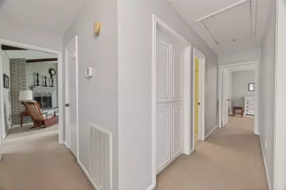 8410 Twin Hills Drive, Houston, TX 77071 - Photo 27