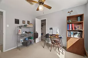 8410 Twin Hills Dr, Houston, TX 77071 - Photo 29