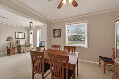 8410 Twin Hills Drive, Houston, TX 77071 - Photo 7