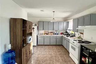 2950 Waco St, Beaumont, TX 77701 - Photo 5