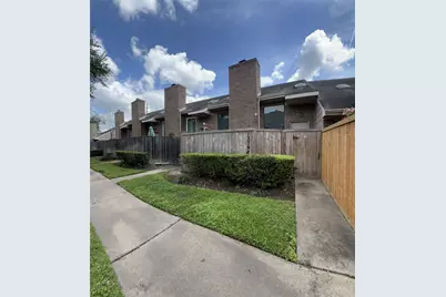 13798 Hollowgreen Drive #305, Houston, TX 77082 - Photo 1