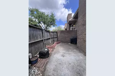 13798 Hollowgreen Drive #305, Houston, TX 77082 - Photo 5