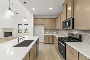 8239 Red Shiner Wy, Fulshear, TX 77441 - Photo 1