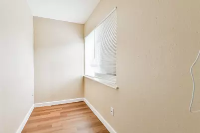 711 8th Avenue N, Texas City, TX 77590 - Photo 15