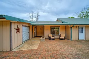 202 Tipperary Dr, Milam, TX 75959 - Photo 3