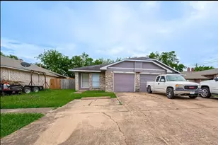 12005 Tambourine Dr, Houston, TX 77477 - Photo 13