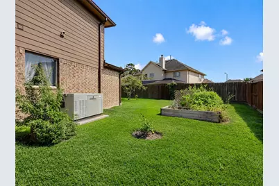 18114 Roebling Court, Houston, TX 77044 - Photo 31
