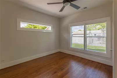 2009 Singleton Street, Houston, TX 77008 - Photo 17