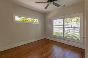 2009 Singleton St, Houston, TX 77008 - Photo 17