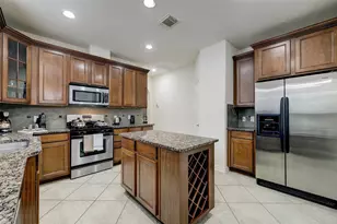 2 Ginger Jar St, The Woodlands, TX 77382 - Photo 11