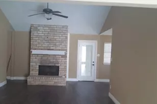 17402 Baronshire Dr, Houston, TX 77070 - Photo 9