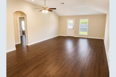 110 Rodeo Drive, Manvel, TX 77578 - Photo 5