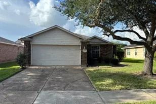 110 Rodeo Dr, Manvel, TX 77578 - Photo 1