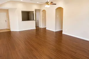 110 Rodeo Dr, Manvel, TX 77578 - Photo 7