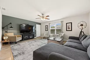 5005 W 43rd St, Houston, TX 77092 - Photo 13