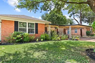 5005 W 43rd St, Houston, TX 77092 - Photo 1
