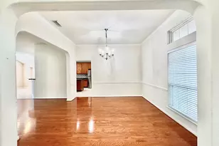 1307 Surecrop Ln, Pasadena, TX 77504 - Photo 5