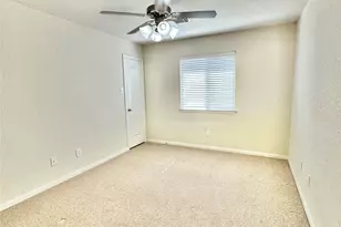 1307 Surecrop Ln, Pasadena, TX 77504 - Photo 13