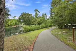419 E Fair Harbor Ln, Houston, TX 77079 - Photo 33