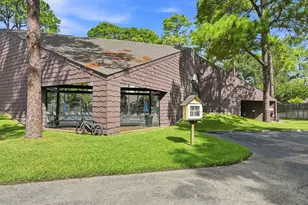 419 E Fair Harbor Ln, Houston, TX 77079 - Photo 31