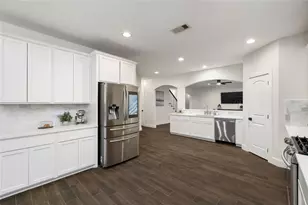 4203 Landon Ln, Baytown, TX 77523 - Photo 27
