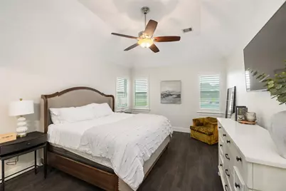 4203 Landon Lane, Baytown, TX 77523 - Photo 29