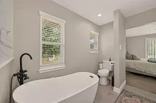 17135 Spindle Oaks Dr, Conroe, TX 77385 - Photo 11