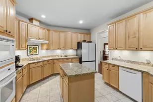 3010 Scenic View Ct, Seabrook, TX 77586 - Photo 9