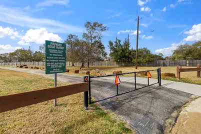 3010 Scenic View Court, Seabrook, TX 77586 - Photo 47