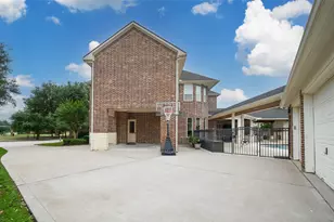 27630 Maverick Run Ln, Fulshear, TX 77441 - Photo 49