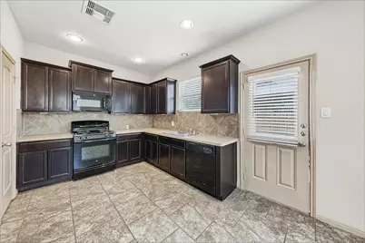 2201 Jefferson Crossing Drive, Conroe, TX 77304 - Photo 3