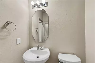 2201 Jefferson Crossing Drive, Conroe, TX 77304 - Photo 7